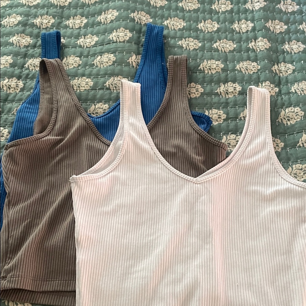 Hollister Ribbed Tank Top Trio - White, Gray, Blue